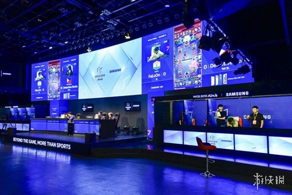 用他们的 用他们的