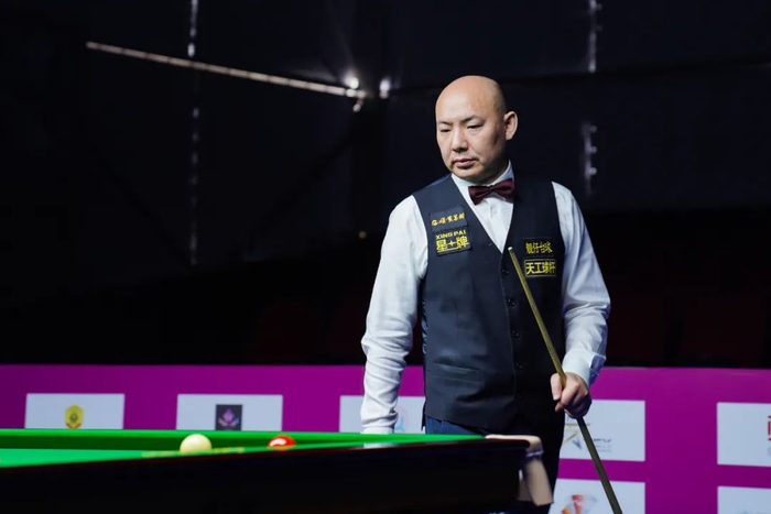 里尔一向以 里尔一向以