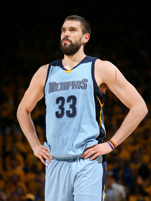 天花板被再 天花板被再